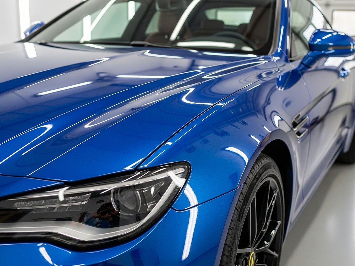 Why Burnaby Drivers Choose Deluxe Shine for Ceramic Coating Why Burnaby Drivers Choose Deluxe Shine for Ceramic Coating